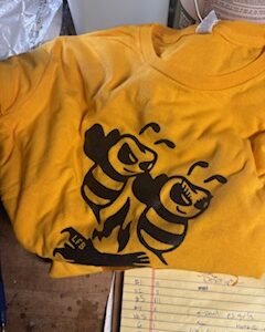 Fire Bee Tee, Kids only - Dark Yellow